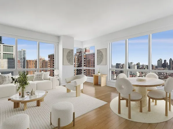 350 W 42nd St APT 36B, New York, NY 10036