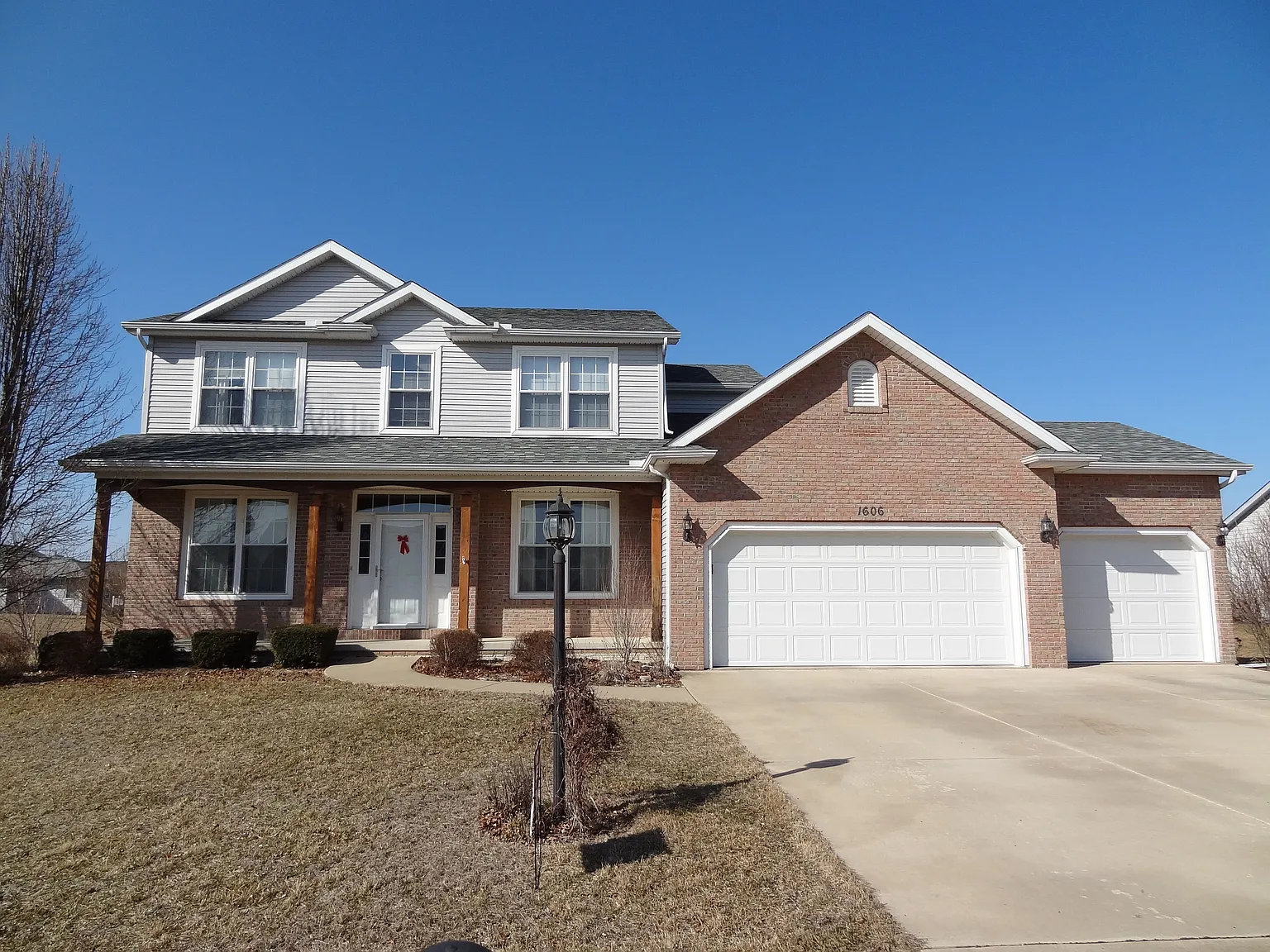 1606 Oak Rdg photo 1