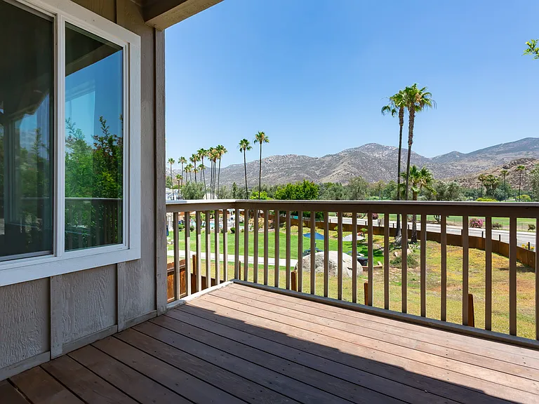 2725 Blackbush Ln — Photo 15