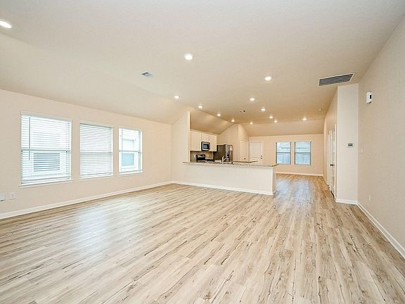 3rd image of 3715 Homestead Ridge Ln