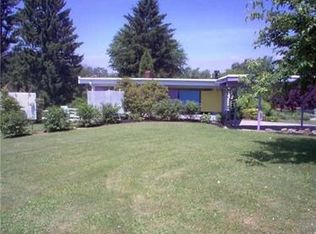 115 Hazel St, Irwin, PA 15642