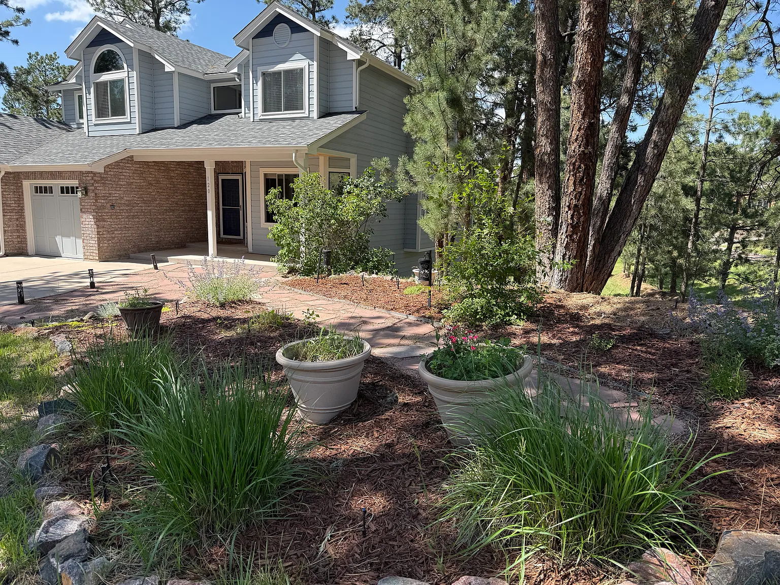 4 bed, 3200 sqft, $3,395 — Photo 3
