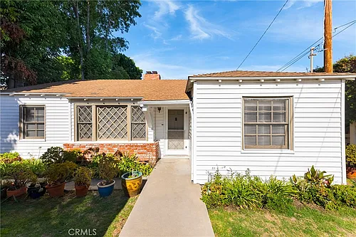 15203 Greenleaf St Photo 1
