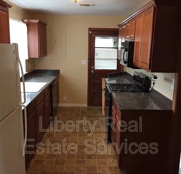 363 S McDonald St — Photo 6
