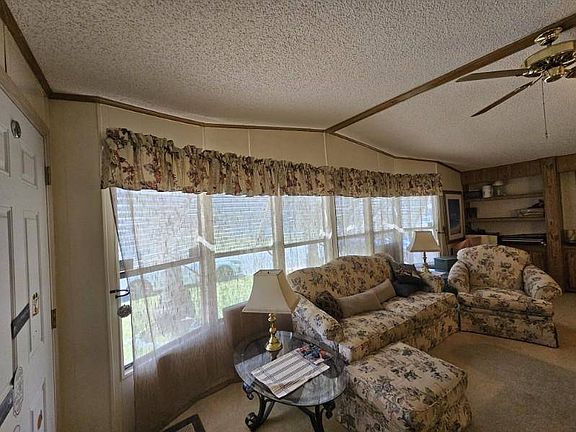 4th image of 1301 Polk City Rd #126