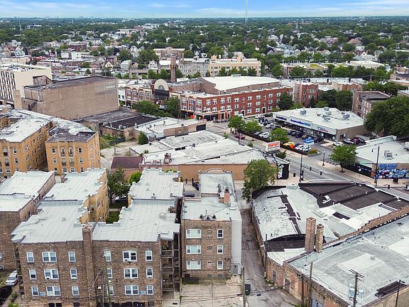 5th image of 4848 W Belle Plaine Ave #1R