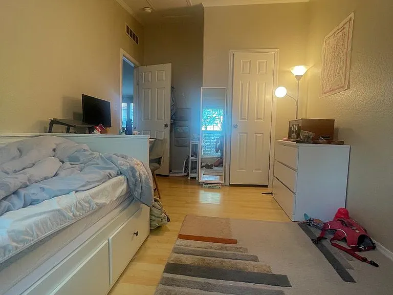 1410 Harvey St #A — Photo 40