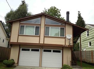 7729 17th Ave NE, Seattle, WA 98115