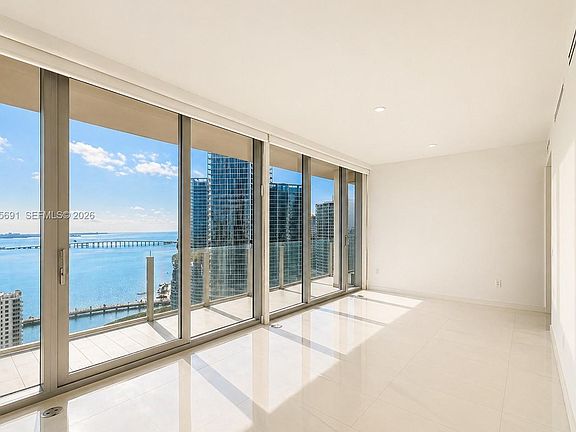 3rd image of 300 Biscayne Boulevard Way Unit 4201E