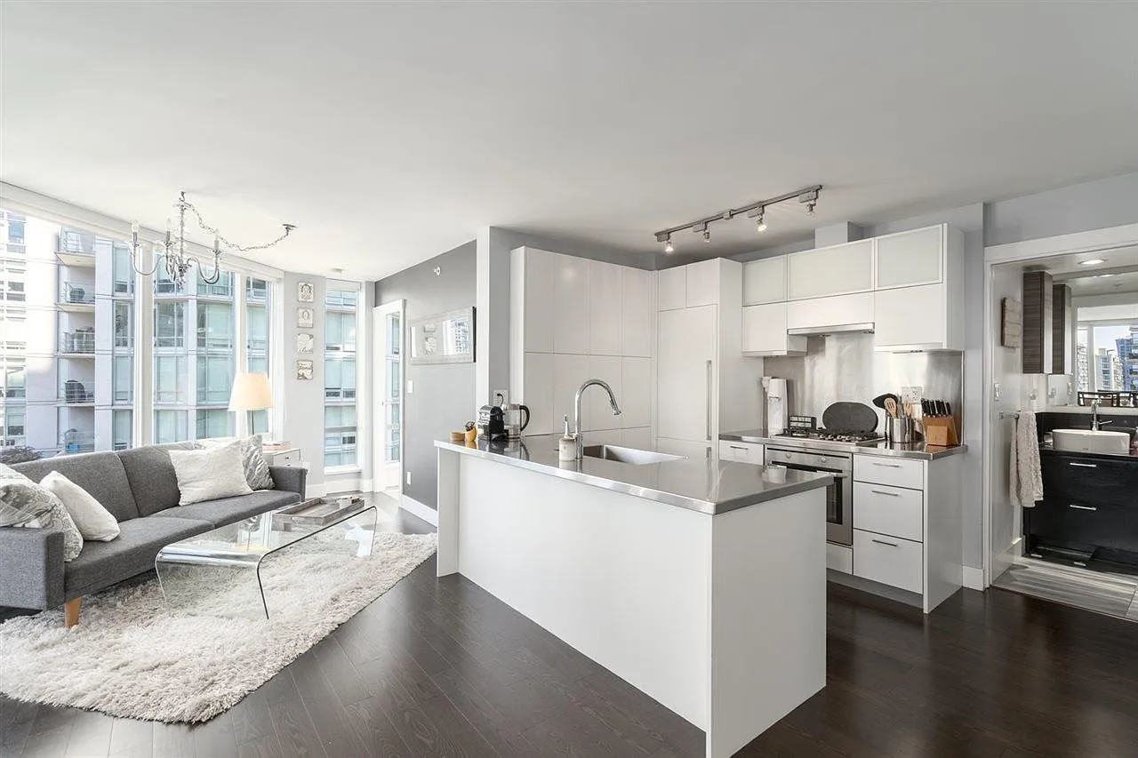 2 bed, 757 sqft, $3,200 — Photo 1