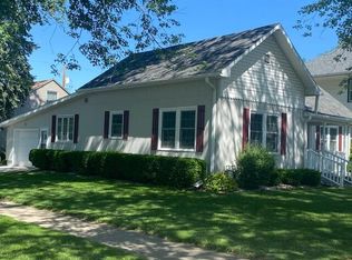 120 S 2nd Ave, Logan, IA 51546