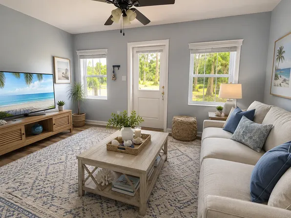 307 SE Avenue B #B, Carrabelle, FL 32322