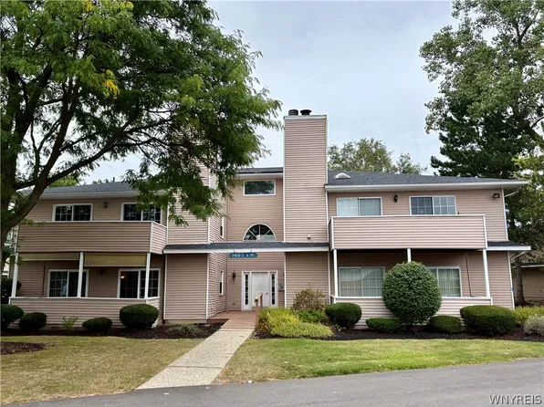 306 Sundown 2d Trl #2D, Buffalo, NY 14221