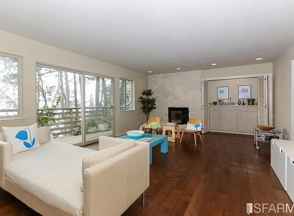 2nd image of 107 Mendosa Ave