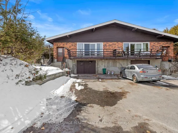 2212 Saint Laurent Blvd, Ottawa, ON K1G 1B2
