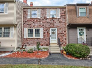 9 Stonegate Ln, Derry, NH 03038