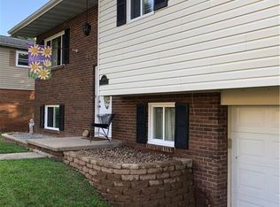 1014 Greenland Cir, South Charleston, WV 25309
