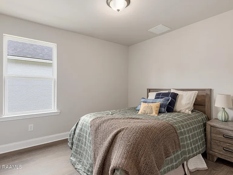 105 Harvest Falls Dr — Photo 12