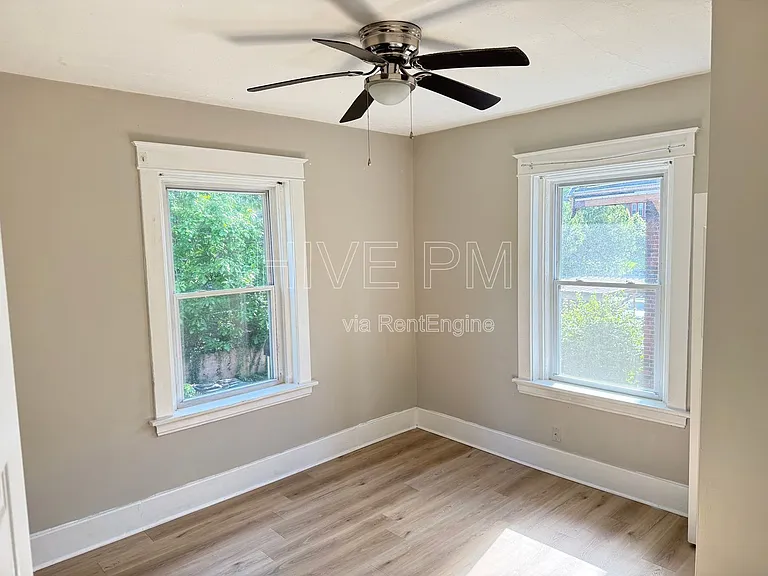 611 E Mitchell Ave #2 — Photo 15