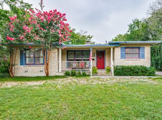 304 Tuttle Rd, Terrell Hills, TX 78209