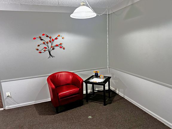 5th image of 10511 Cedar Lake Rd APT 502