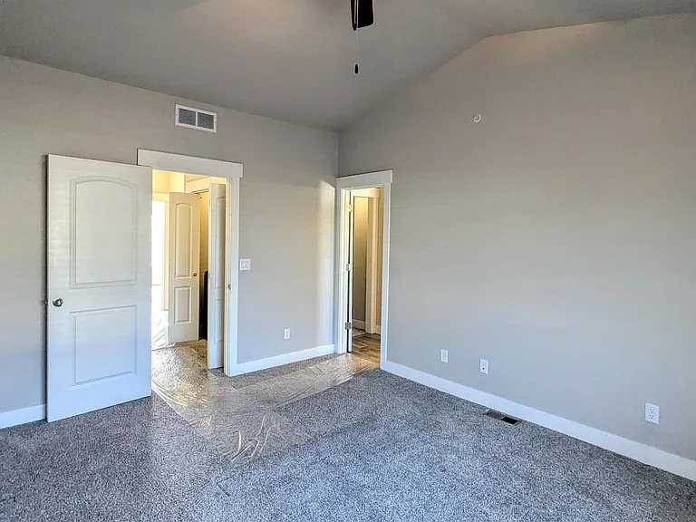 4903 Northern Lights Dr #B — Photo 10