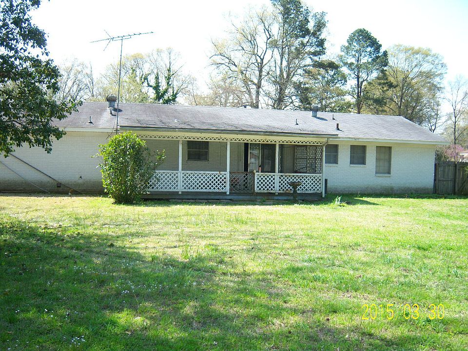 2nd image of 1602 S Mississippi St