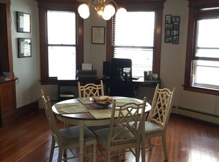 17 Fairview St, West Hartford, CT 06119