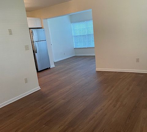 4th image of 901 Picasso Ave