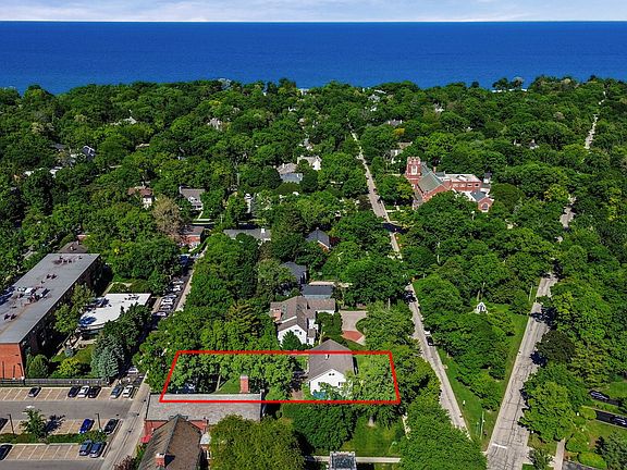 3rd image of 411 Laurel Ave