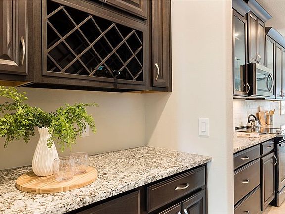 3rd image of 2460 Seggolia Ln