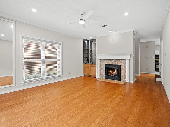 3rd image of 4360 N Capistrano Dr