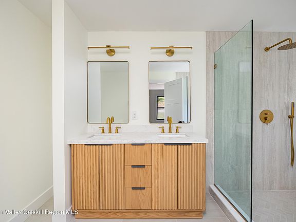 5th image of 119 Bakertown Road