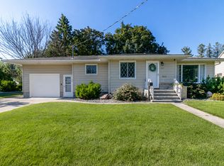 312 9th Ave SE, Waseca, MN 56093