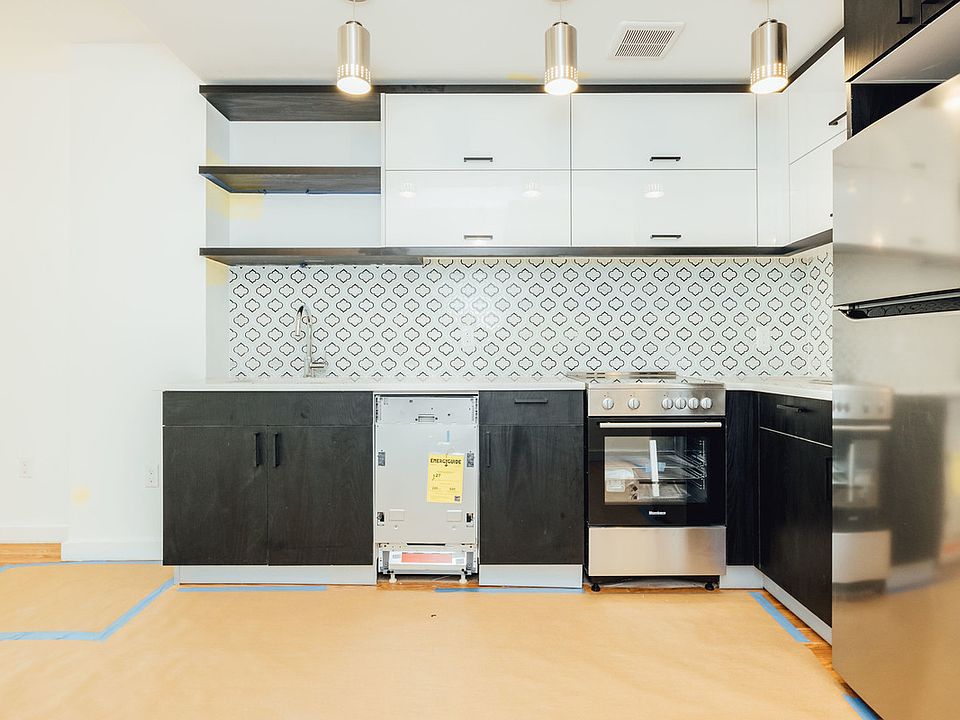 1st image of 146 Linden Blvd #2Z