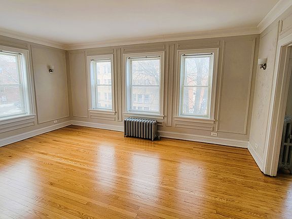 3rd image of 7100 N Paulina St #2
