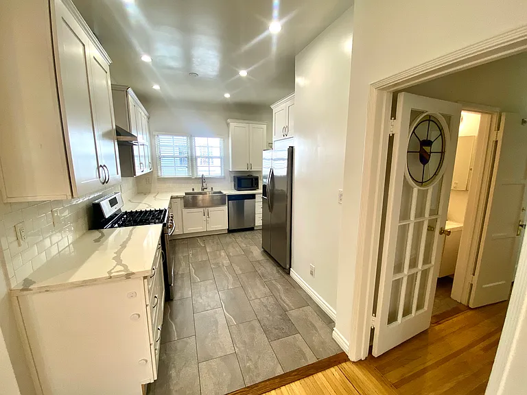 8570 W Olympic Blvd #8570 — Photo 19