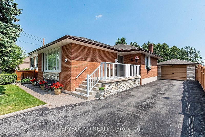 Toronto House for rent - 3 Bedrooms in Toronto
