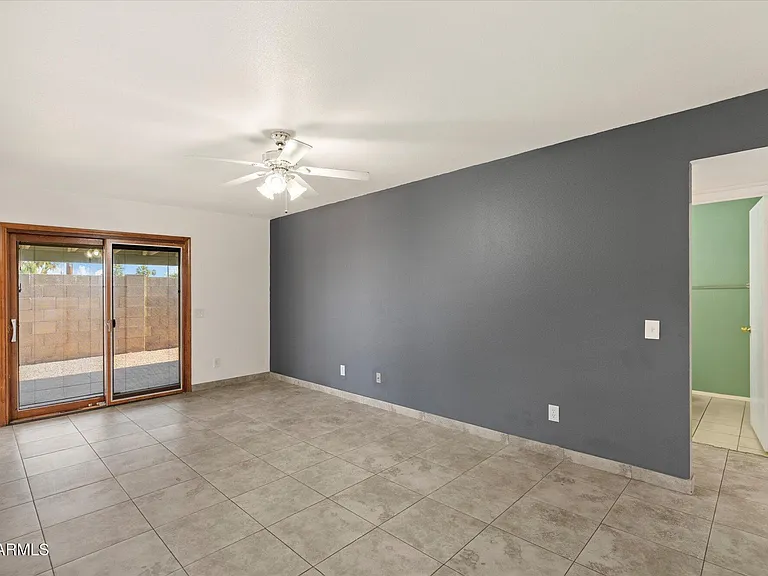 8037 N 40th Ave — Photo 19