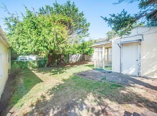1441 NW 16th St, Lincoln City, OR 97367