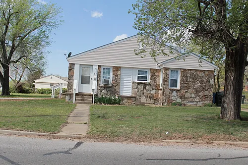 901 N Key Blvd Photo 1
