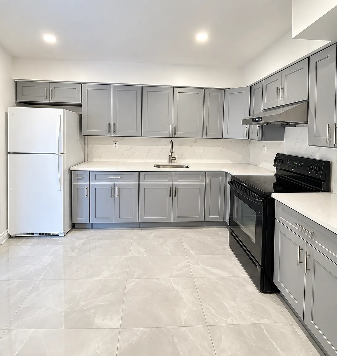 3 bed, 1200 sqft, $3,300 — Photo 1