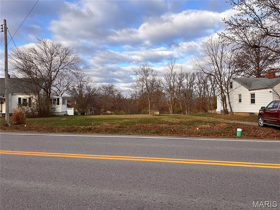 1st image of 611 S State Highway 47