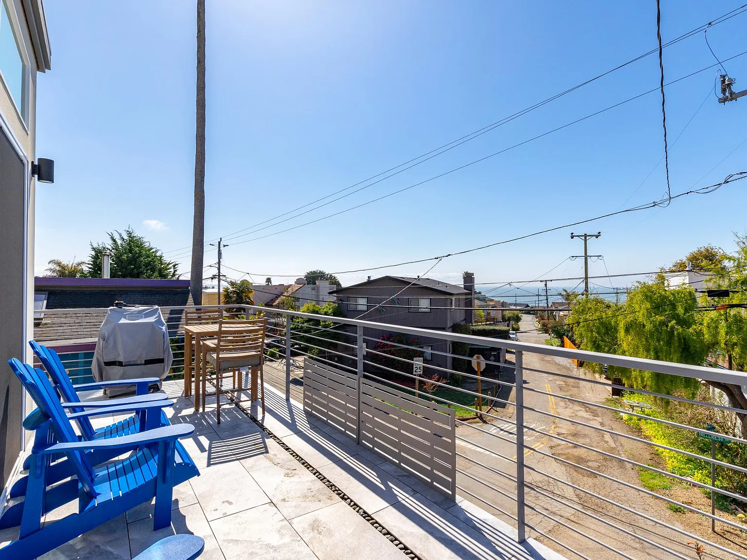 426 Hillcrest Dr — Photo 4