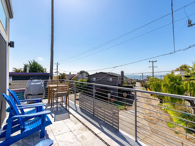 426 Hillcrest Dr — Photo 5