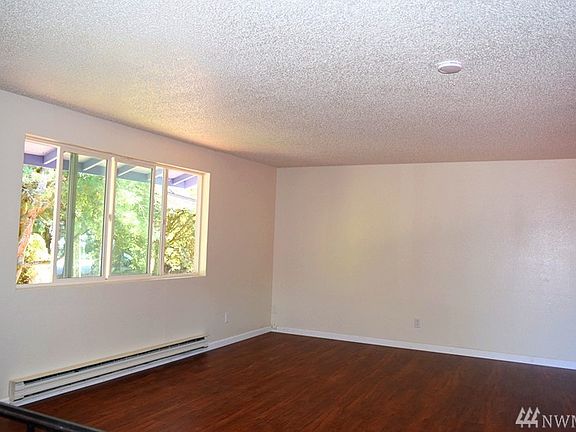3rd image of 1611 Ontario St SE