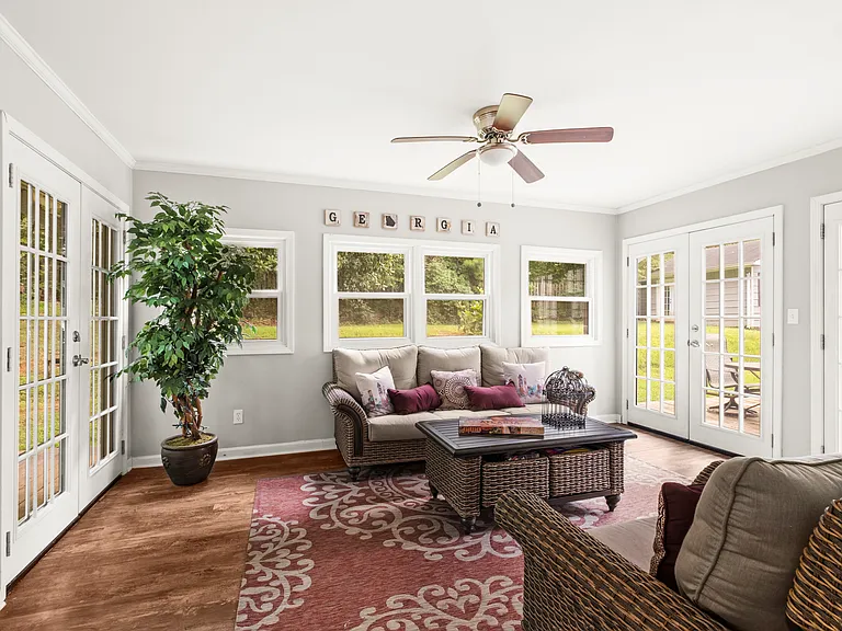 405 Boling Dr — Photo 6