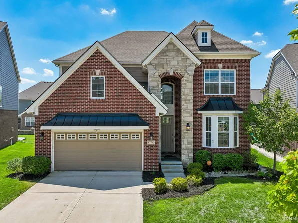 47783 Leland Dr, Northville, MI 48168