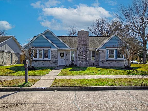 2nd image of 5229 Glenvalley Drive