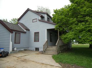 6984 Kruger Rd, Three Oaks, MI 49128